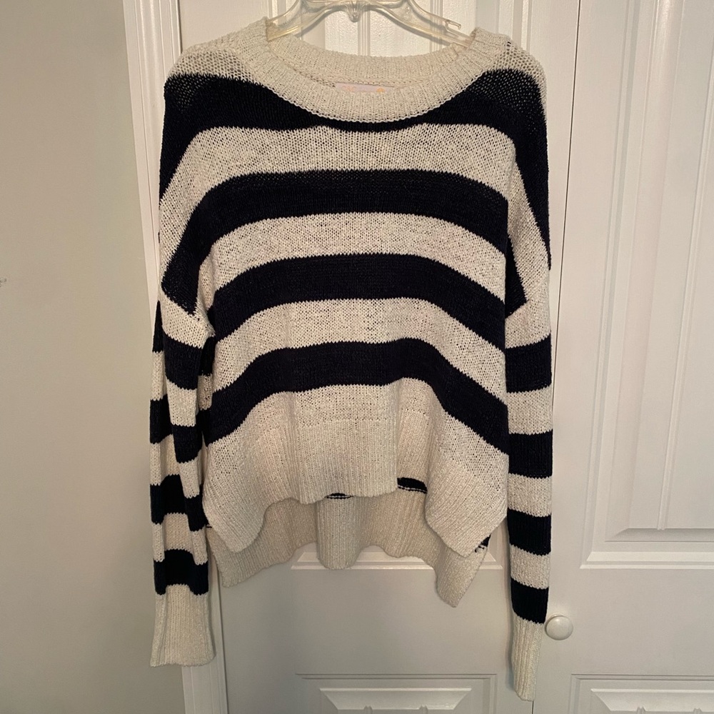 C&C California Sweater Size M